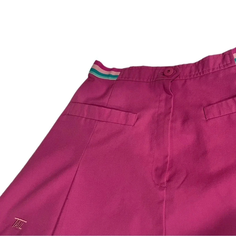 Tail‎ skirt